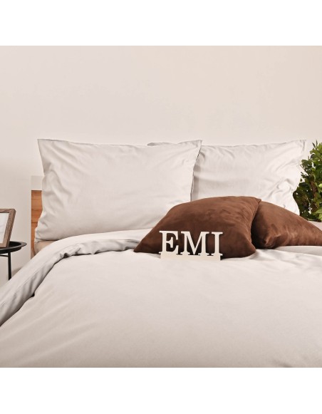 emi_bombazna_posteljnina