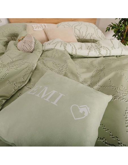 bombazna_posteljnina_emi