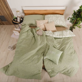 bombazna_posteljnina_emi