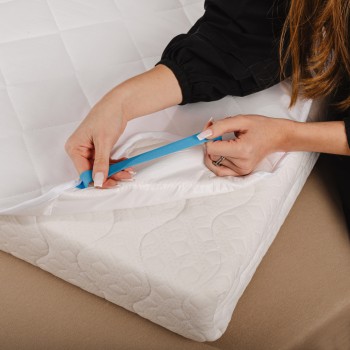 Otroška zaščita za vzmetnico 123 x 62 cm EMI