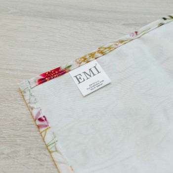 prt_s_cvetjemi_aurelin_za_mizo