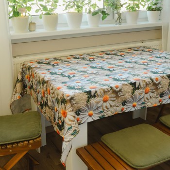 moderna_prtomnica_aramina_za_mizo