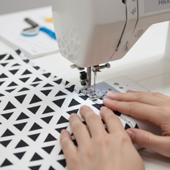 Meter tkanine 100% bombaž deluxe Dubai belo-črna EMI