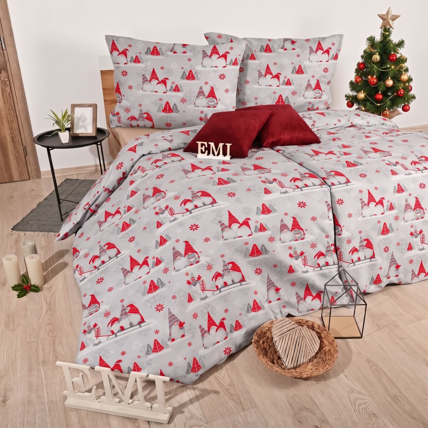 bozicna_posteljnina_buddy_rdeca_emi