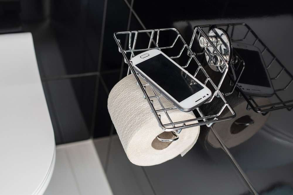 držalo_kromirano_s_polico