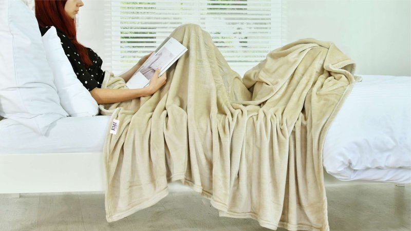 nut odeja iz mikrovlaken