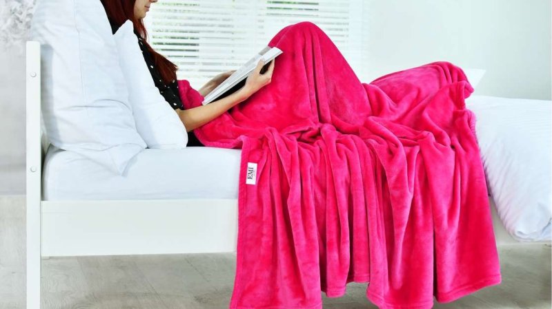 roza_odejica_iz_mikrovlaken