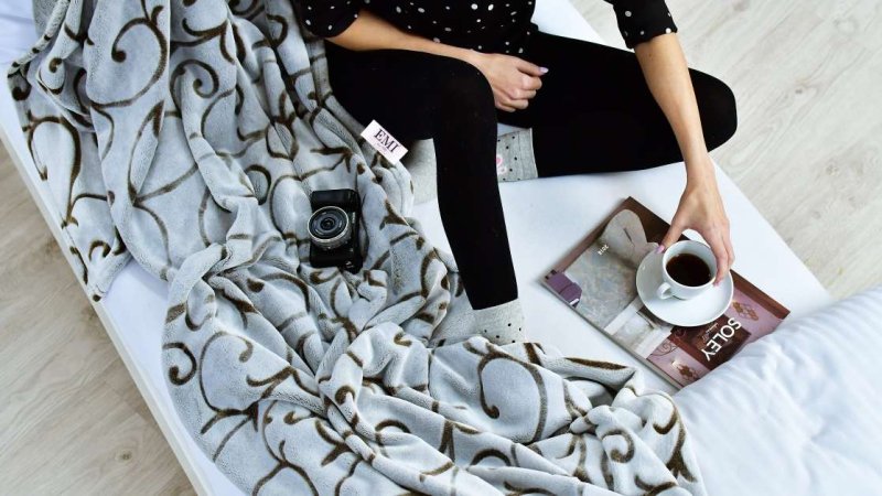 vzorčasta odeja iz mikrovlaken 150 x 200