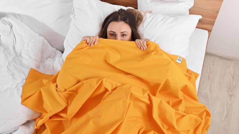 čvrsta_rjuha_oranžna_emi