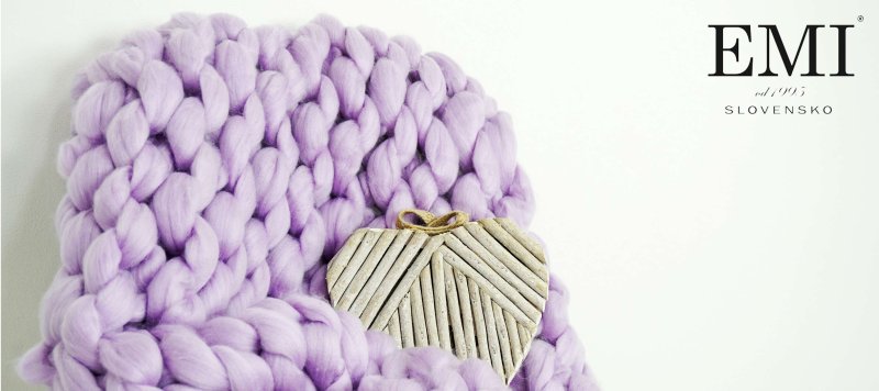 pletena odeja vijolična