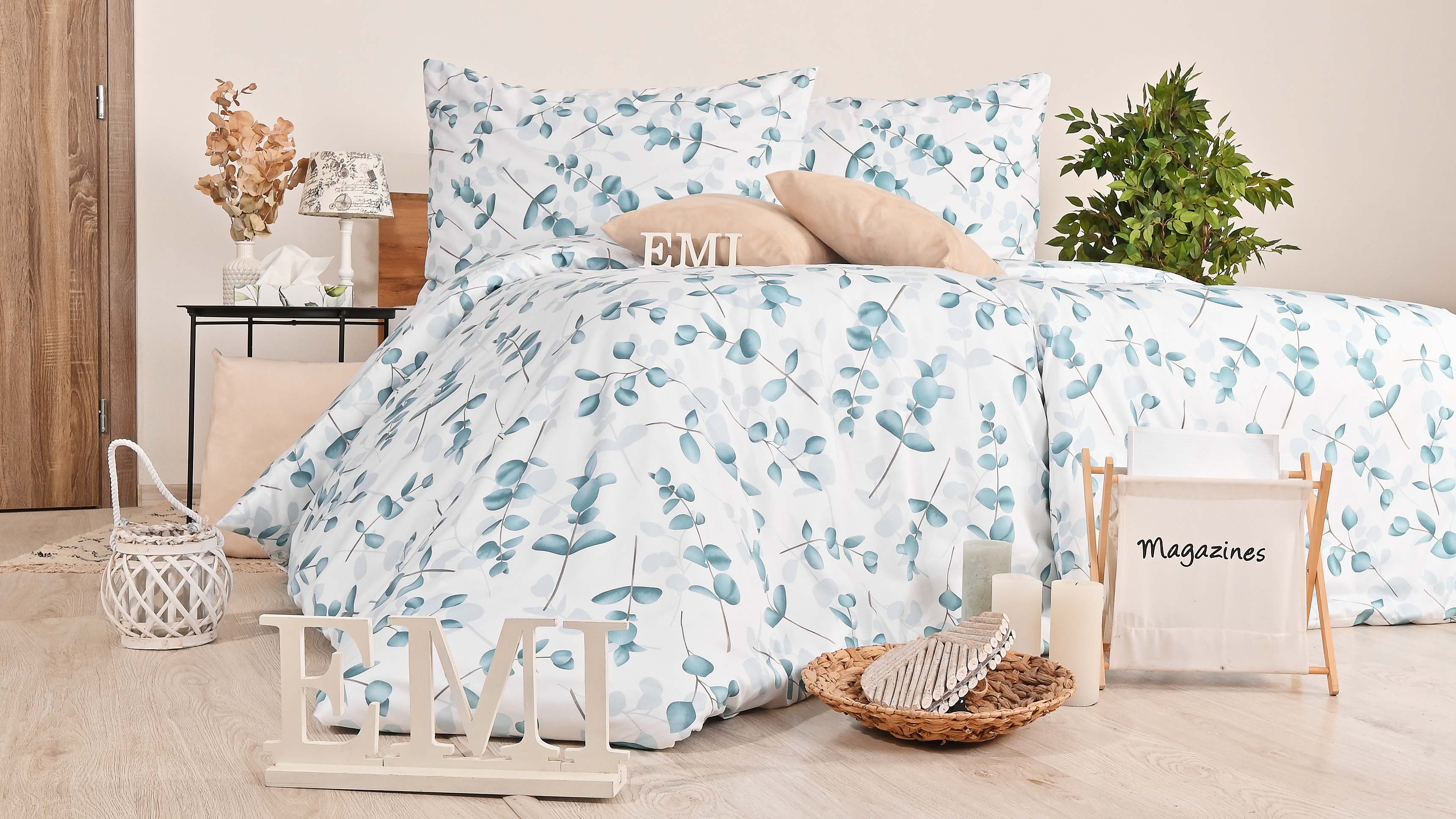 Satenska posteljnina