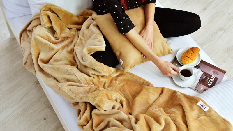 posteljna odeja 150 x 200 cm