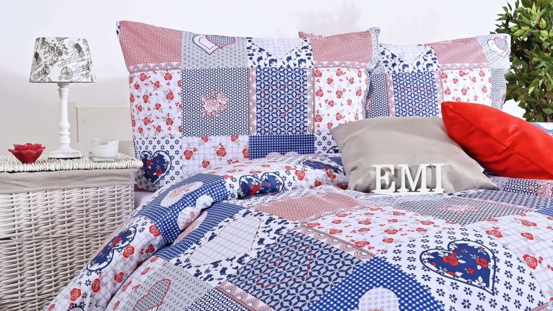 modra posteljnina Helena