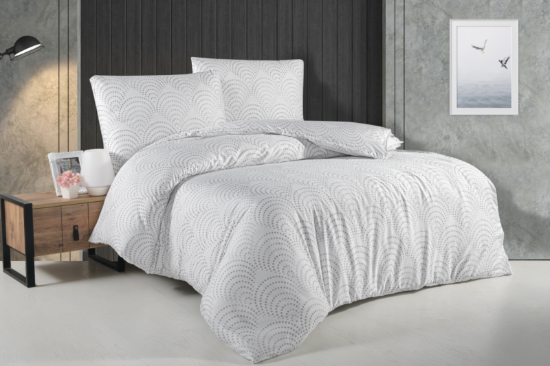 bele satenaste obleke