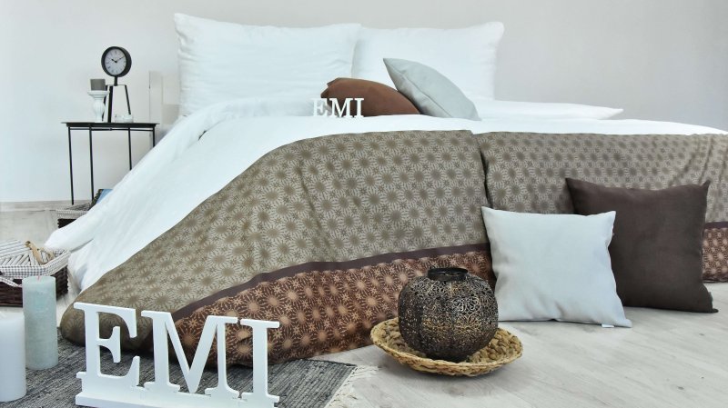 saten se oblači kemično