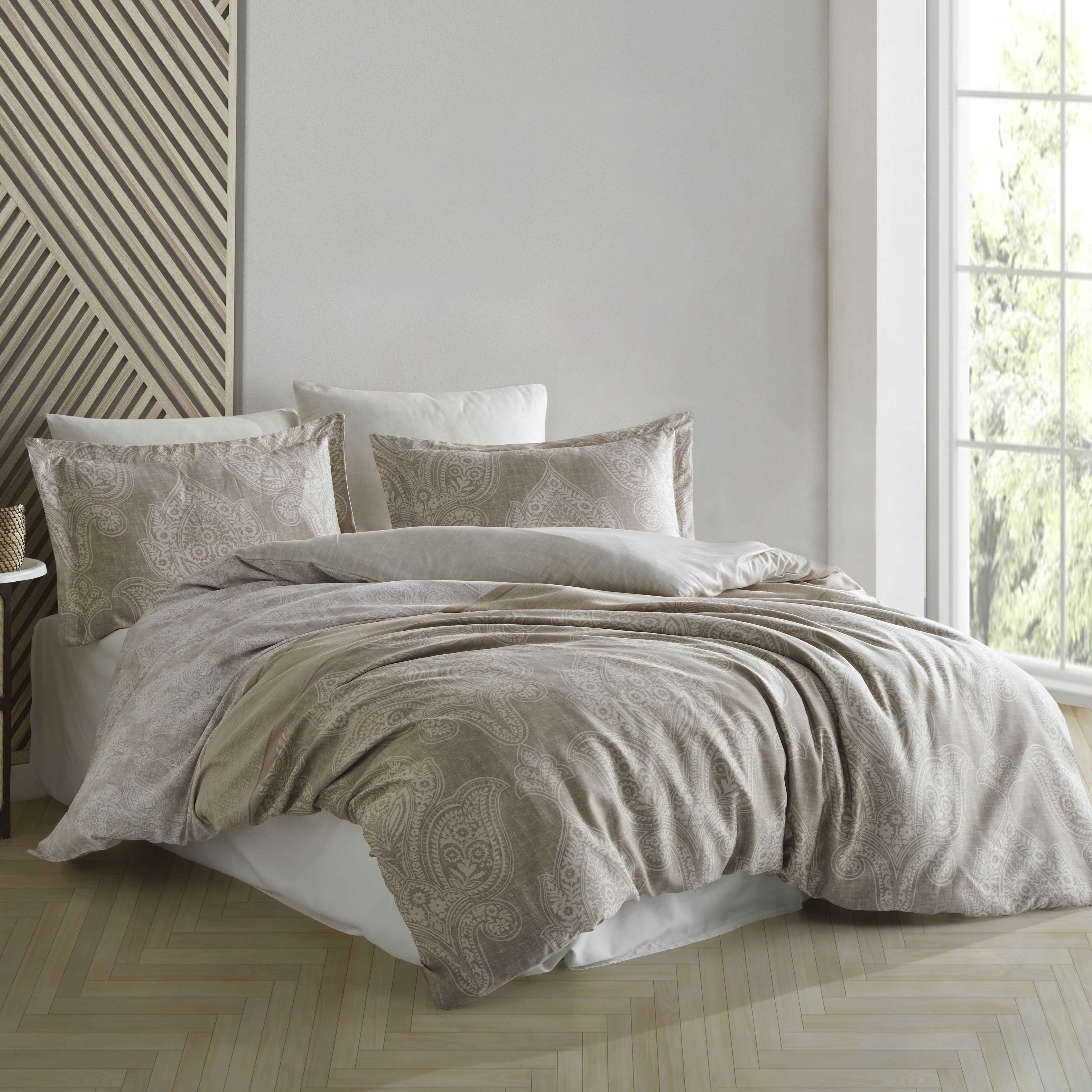 satenove_obliecky_mattias_emi