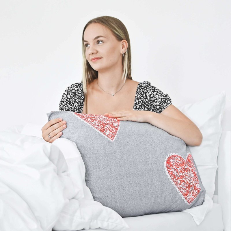 spalna vreča s srčki